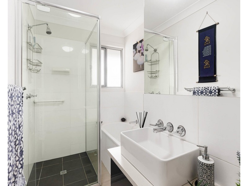 7 Allunga Court, Mooloolaba QLD 4557