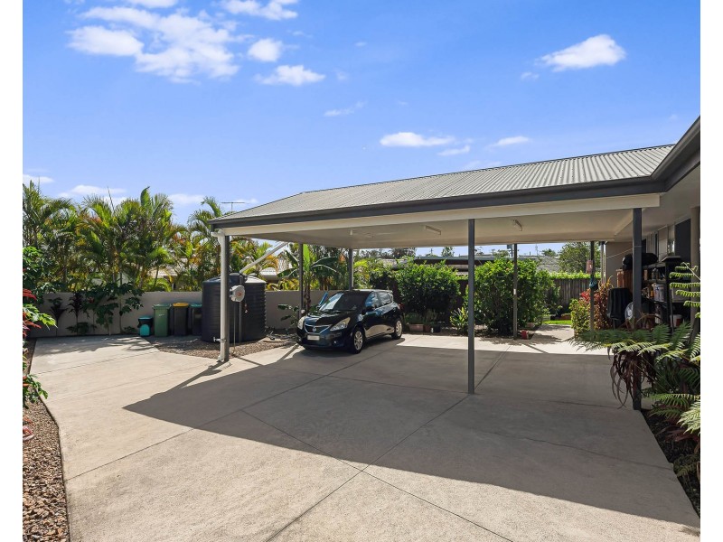 7 Allunga Court, Mooloolaba QLD 4557