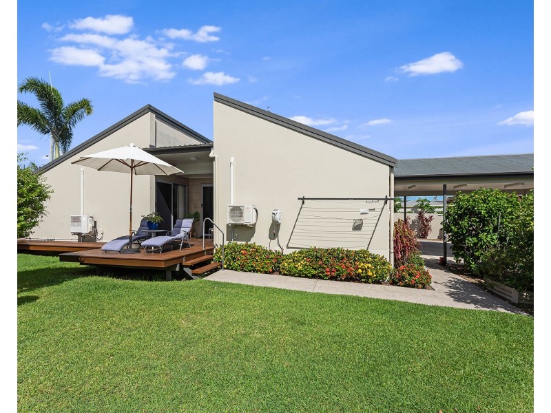 7 Allunga Court, Mooloolaba QLD 4557