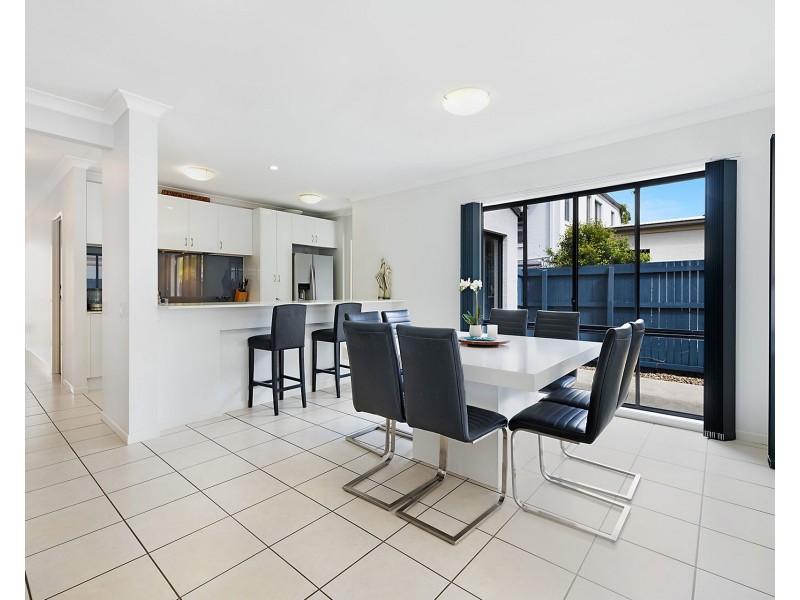 25 Windermere Way, Sippy Downs QLD 4556