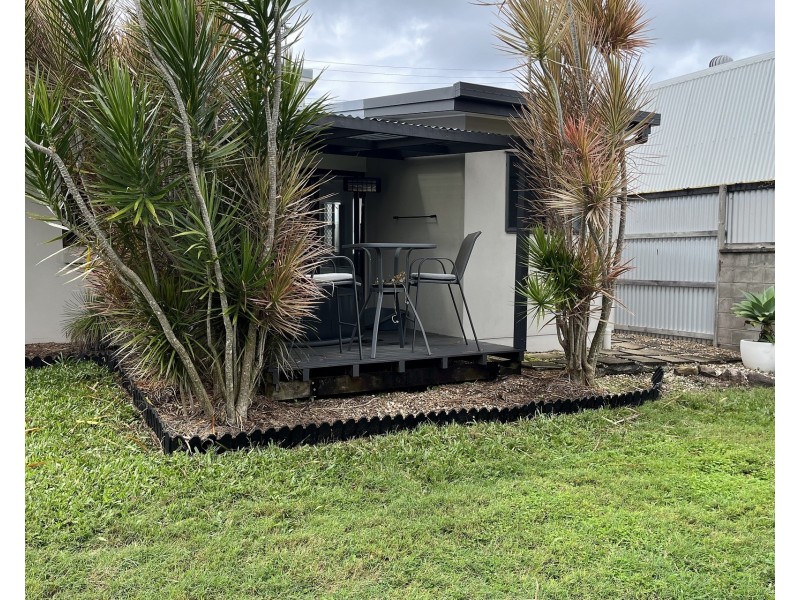 33 Toorumbee Drive, Mooloolaba QLD 4557