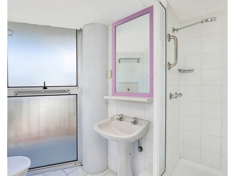 18/2 Brisbane Road, Mooloolaba QLD 4557