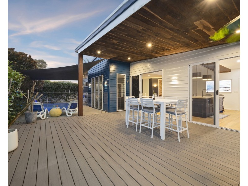 6 Palkana Drive, Warana QLD 4575