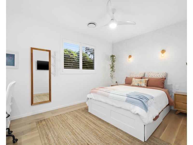 6 Palkana Drive, Warana QLD 4575