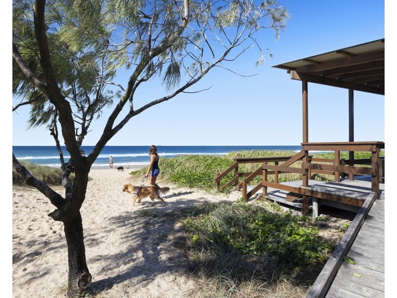 6 Palkana Drive, Warana QLD 4575