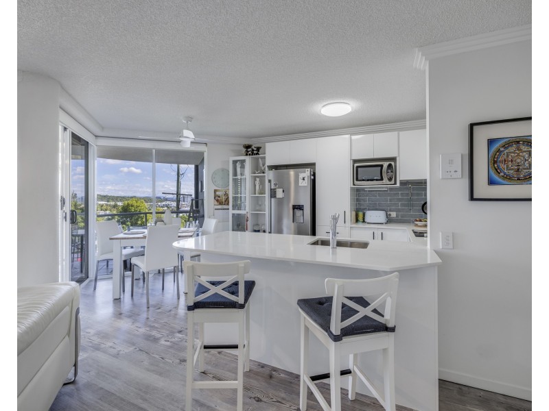 9/10 Edward Street, Alexandra Headland QLD 4572