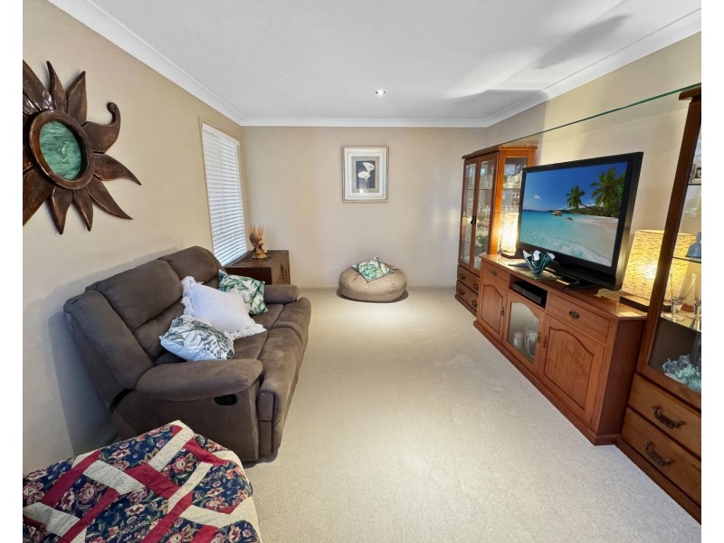 3 Oyster Court, Twin Waters QLD 4564