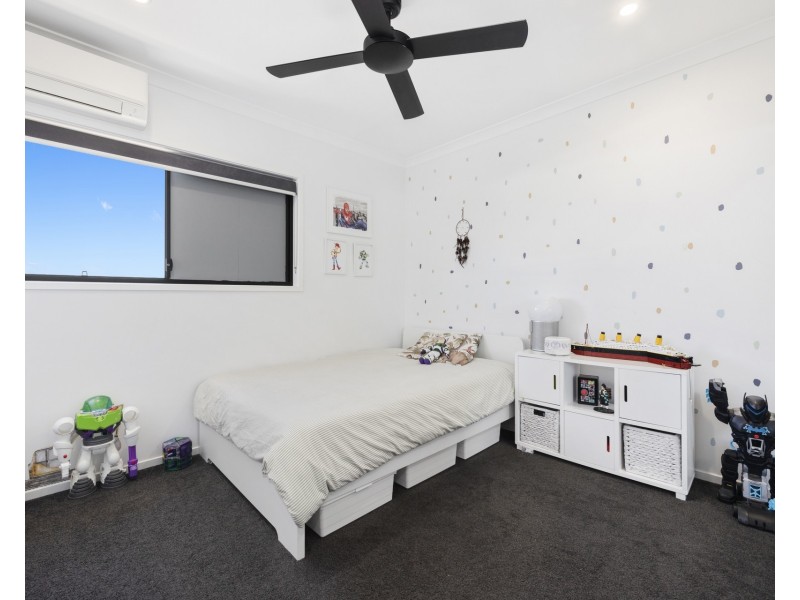 7 Greenview Terrace, Palmview QLD 4553