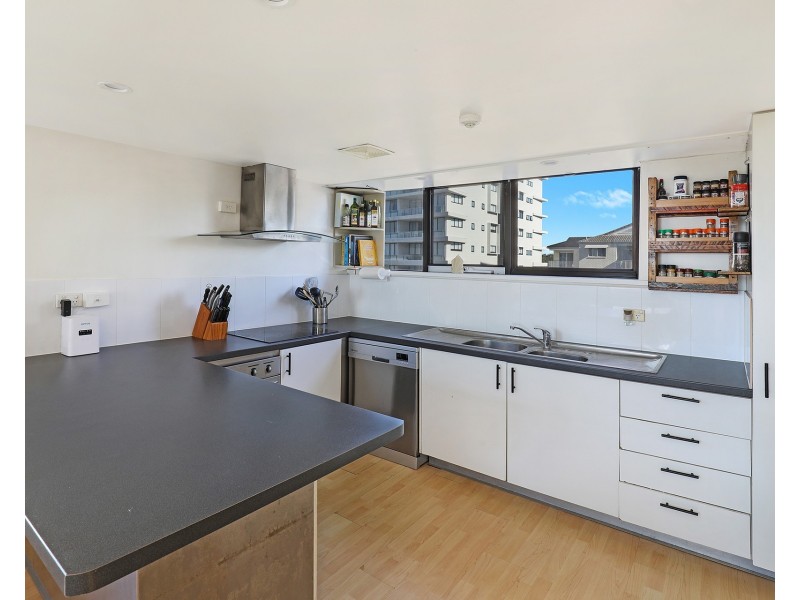 8/137 Mooloolaba Esplanade, Mooloolaba QLD 4557