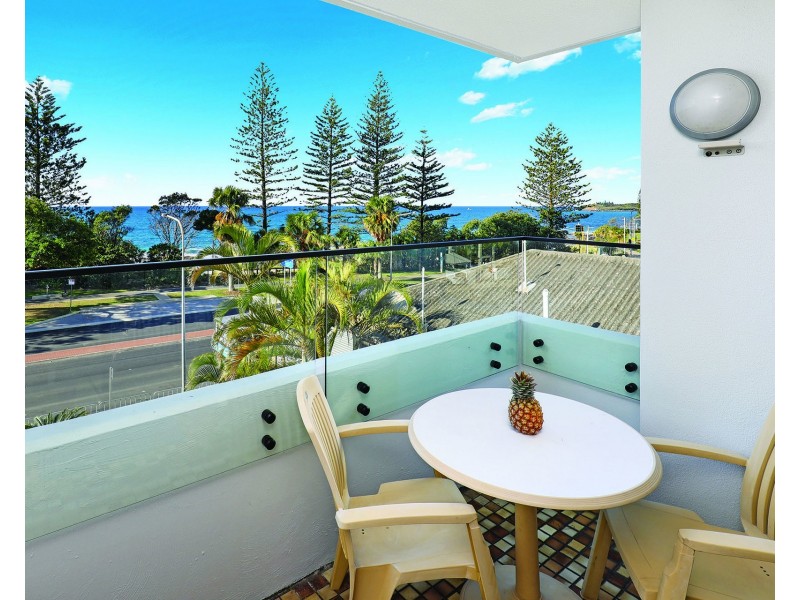 8/137 Mooloolaba Esplanade, Mooloolaba QLD 4557
