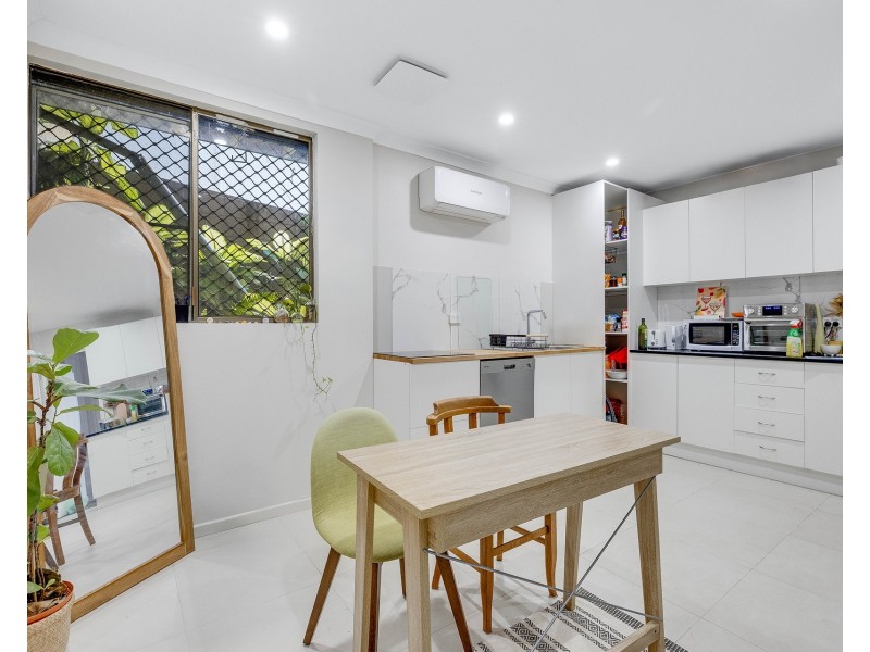 86 Buderim Avenue, Alexandra Headland QLD 4572