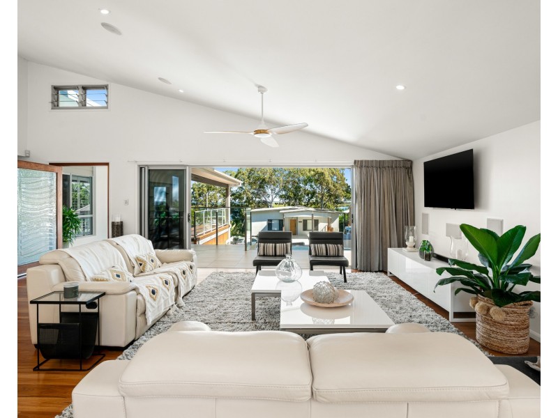 7 Susan Close, River Heads QLD 4655