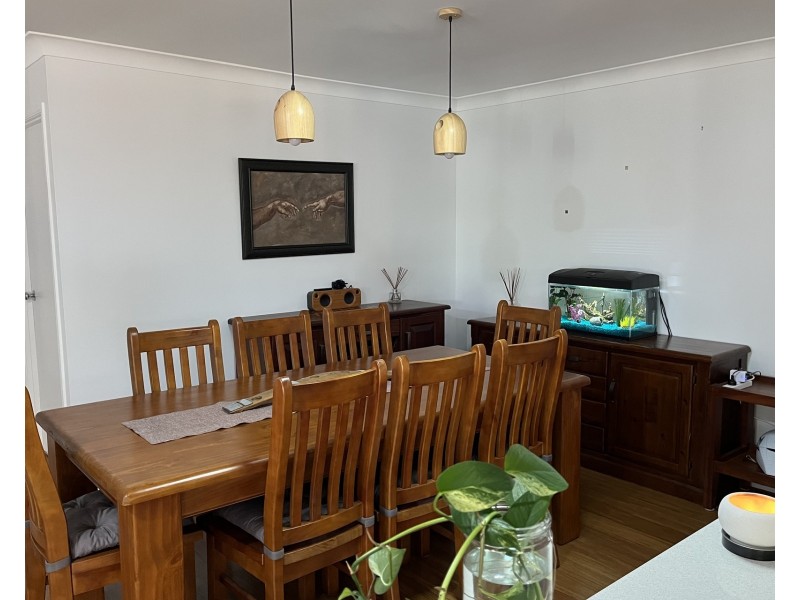 8 Coho Court, Mountain Creek QLD 4557