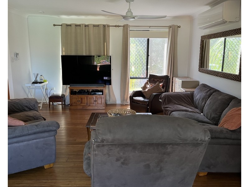 8 Coho Court, Mountain Creek QLD 4557
