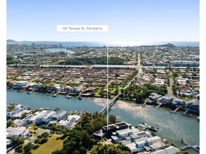 HOUSE 1/6 Tarawa Street, Kawana Island QLD 4575