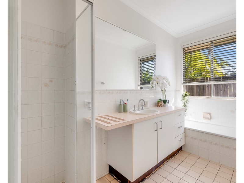 11 Lady Musgrave Drive, Mountain Creek QLD 4557