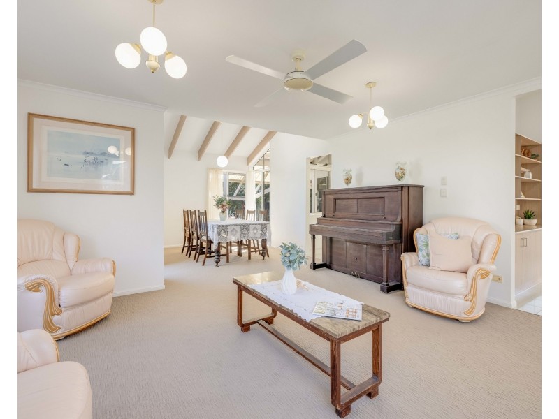 24 Lindeman Avenue, Buderim QLD 4556