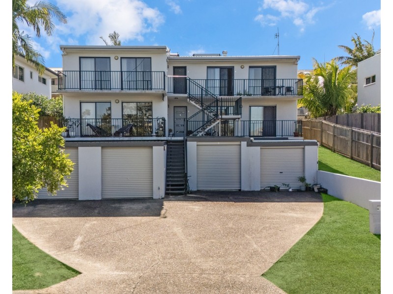 2/14 Kalinda Avenue, Mooloolaba QLD 4557