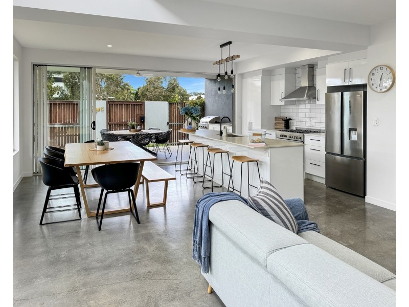 35 Claremont Drive, Maroochydore QLD 4558