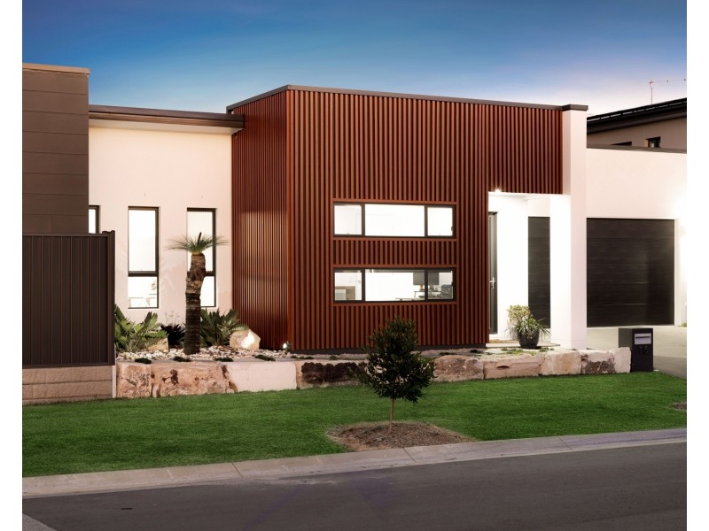 16 Ascot Circuit, Palmview QLD 4553