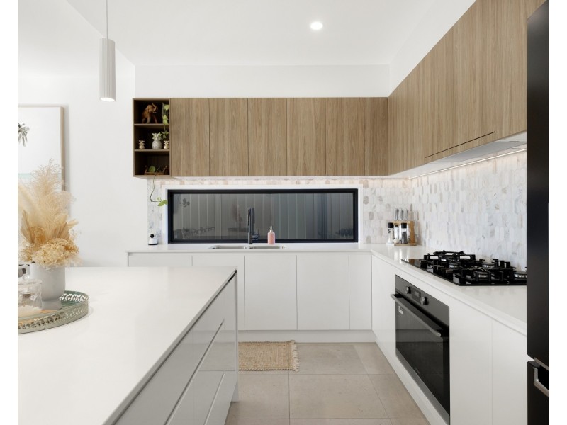 16 Ascot Circuit, Palmview QLD 4553