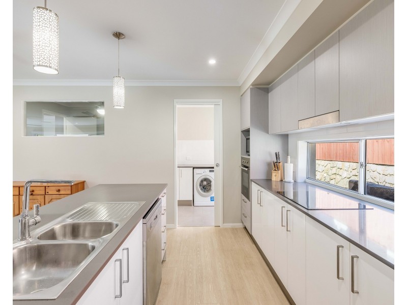 65 Creekside Circuit, Nambour QLD 4560