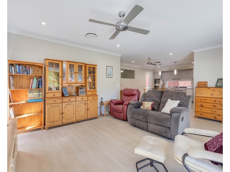 65 Creekside Circuit, Nambour QLD 4560