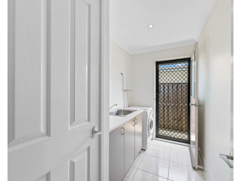 6 Clarence Court, Maroochydore QLD 4558