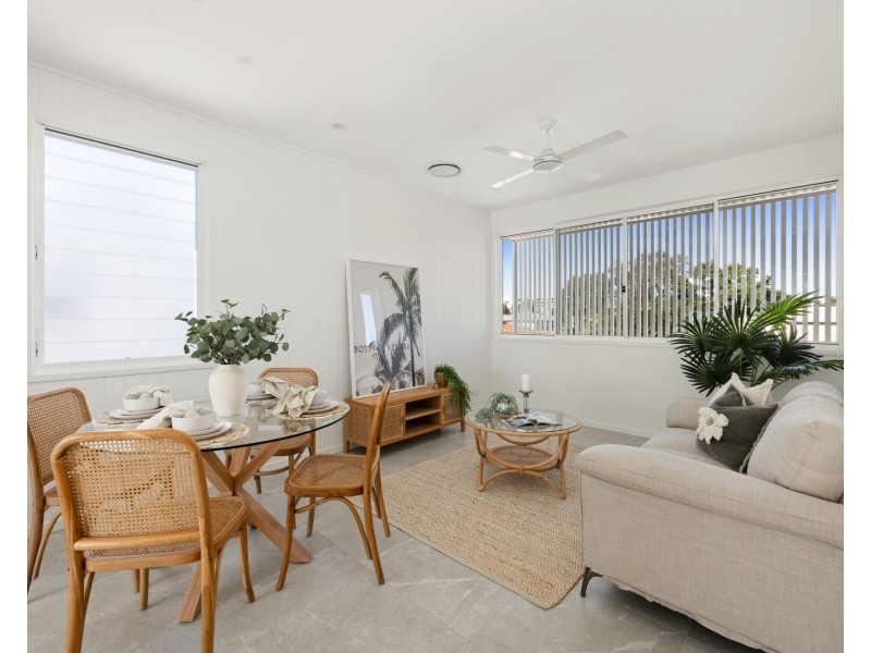 37 Hinley Avenue, Maroochydore QLD 4558