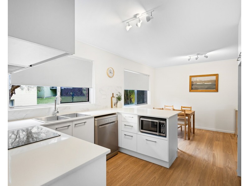 2/29 Pacific Terrace, Alexandra Headland QLD 4572