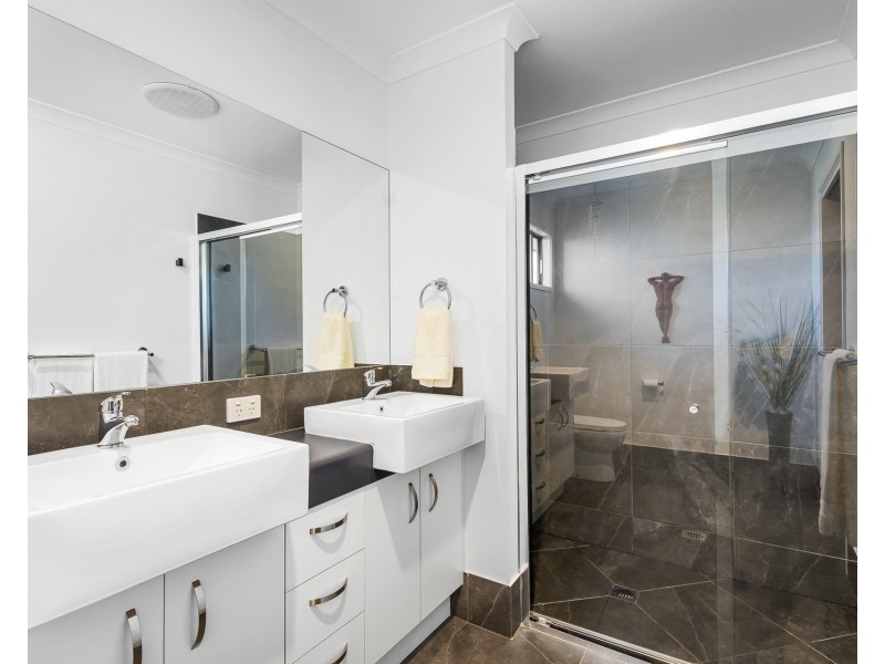 16 Potts Street, Palmview QLD 4553