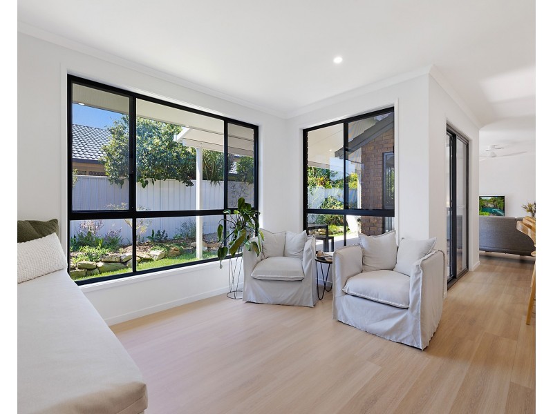 2 Woodlands Crescent, Buderim QLD 4556