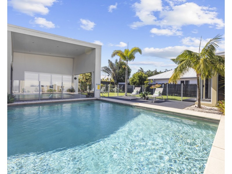 13 Margarita Court, Kawana Island QLD 4575