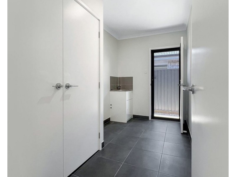 83 Flintwood Crescent, Palmview QLD 4553