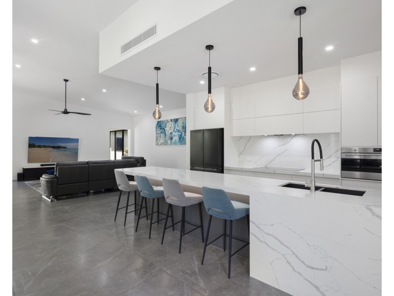 23 Kensington Lane, Tanawha QLD 4556