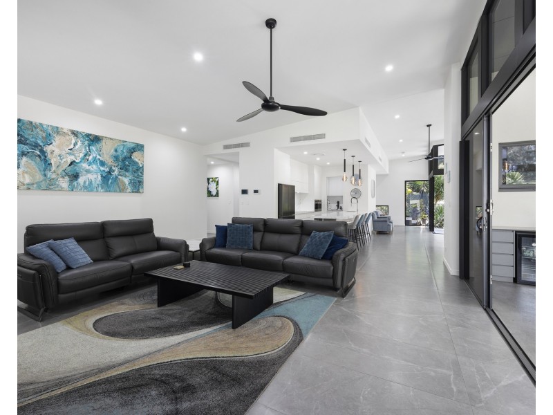 23 Kensington Lane, Tanawha QLD 4556