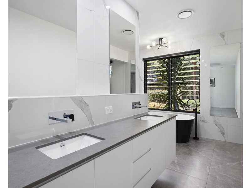 23 Kensington Lane, Tanawha QLD 4556