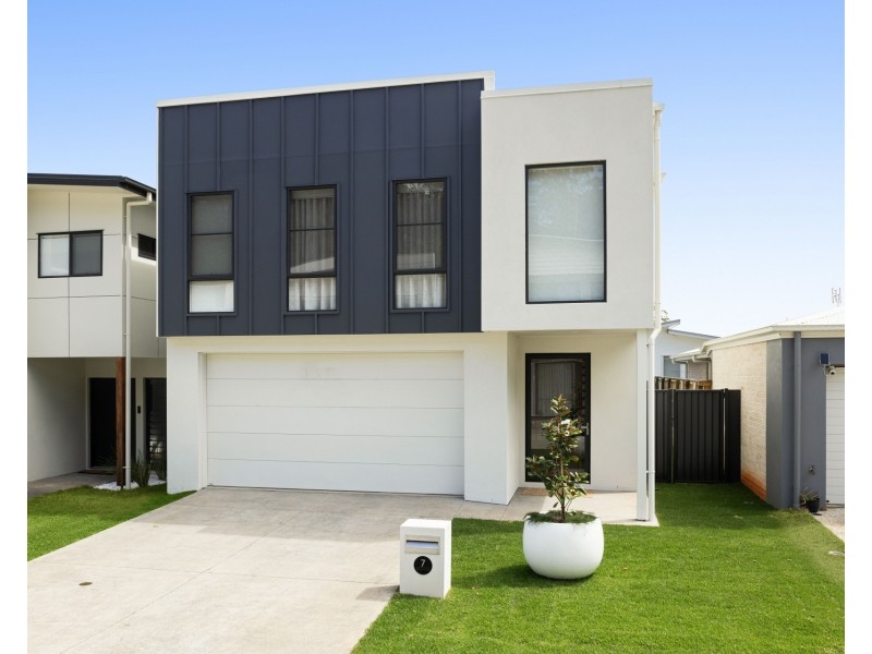 7 King Fern Way, Forest Glen QLD 4556
