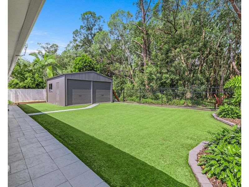 27 Amarina Avenue, Mooloolaba QLD 4557