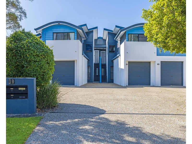 2/10 Carrothool Place, Mooloolaba QLD 4557