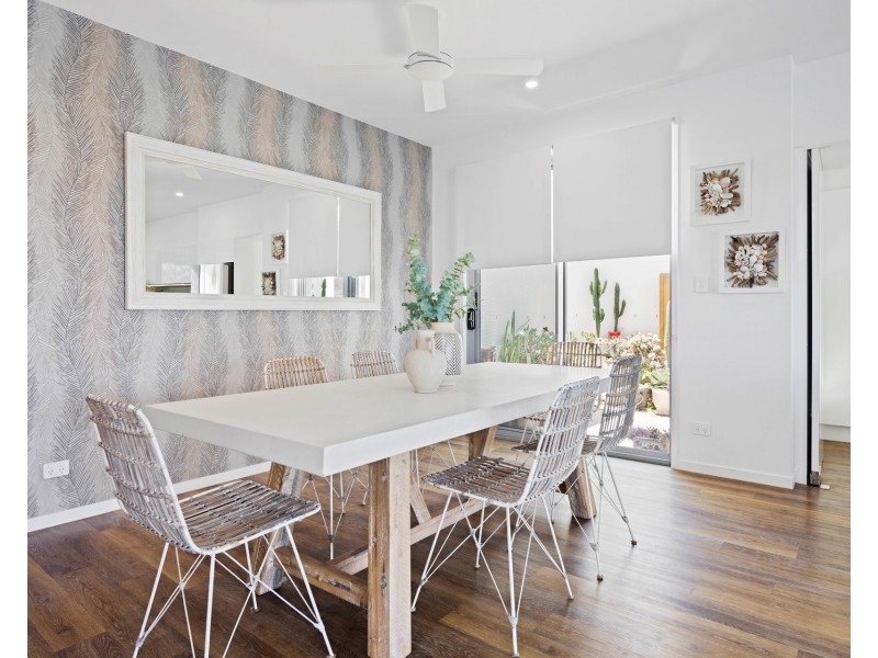 4 Causeway Court, Mountain Creek QLD 4557