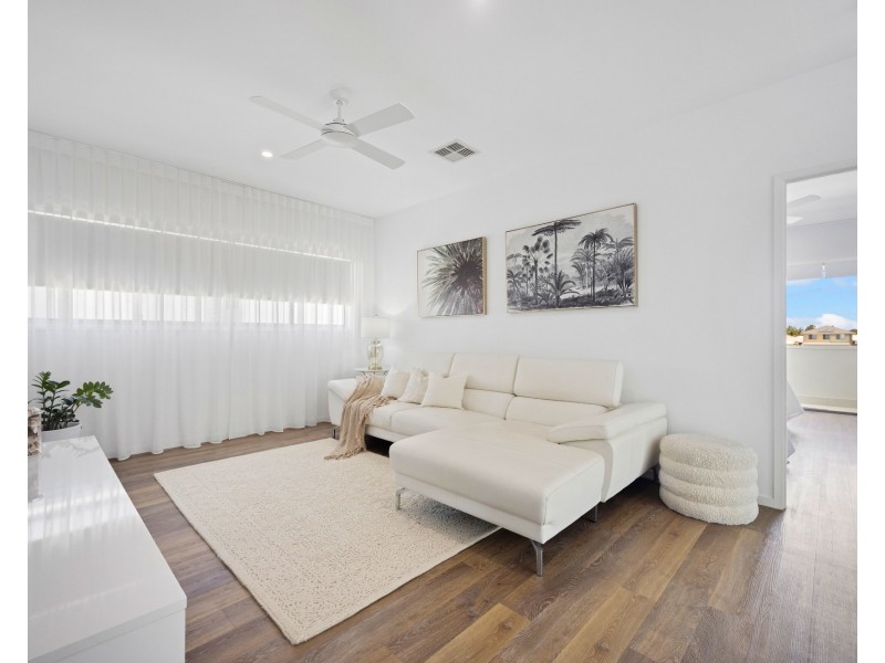 4 Causeway Court, Mountain Creek QLD 4557