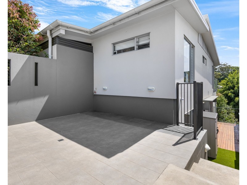 1/4 Ballinger Court, Buderim QLD 4556