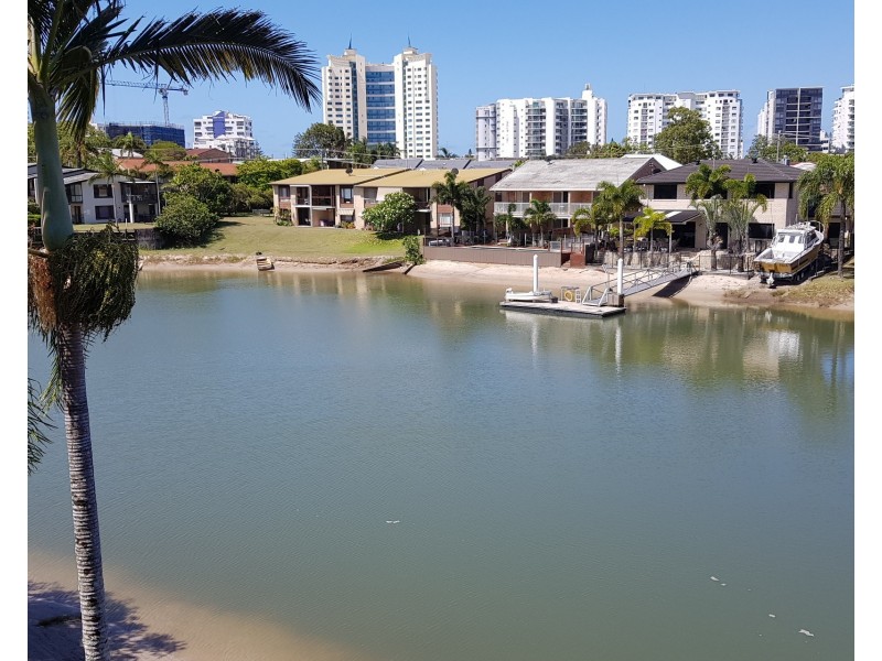 8/8 Tarwarri Crescent, Mooloolaba QLD 4557