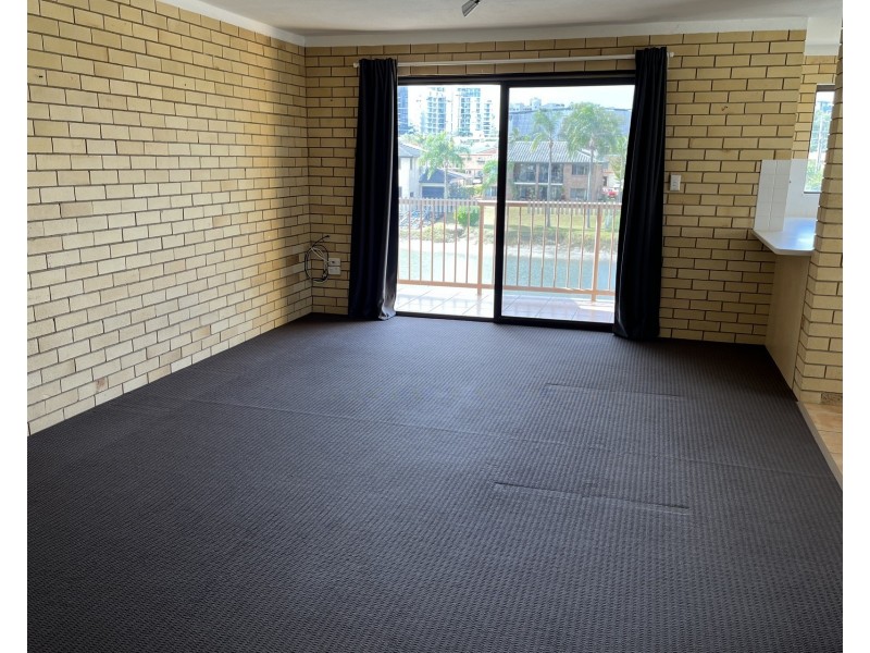 8/8 Tarwarri Crescent, Mooloolaba QLD 4557