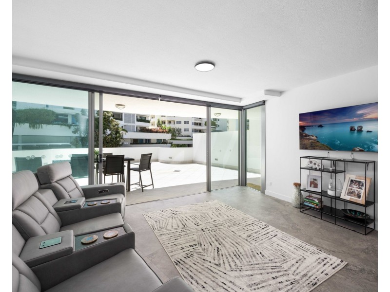 102/19 First Avenue, Mooloolaba QLD 4557