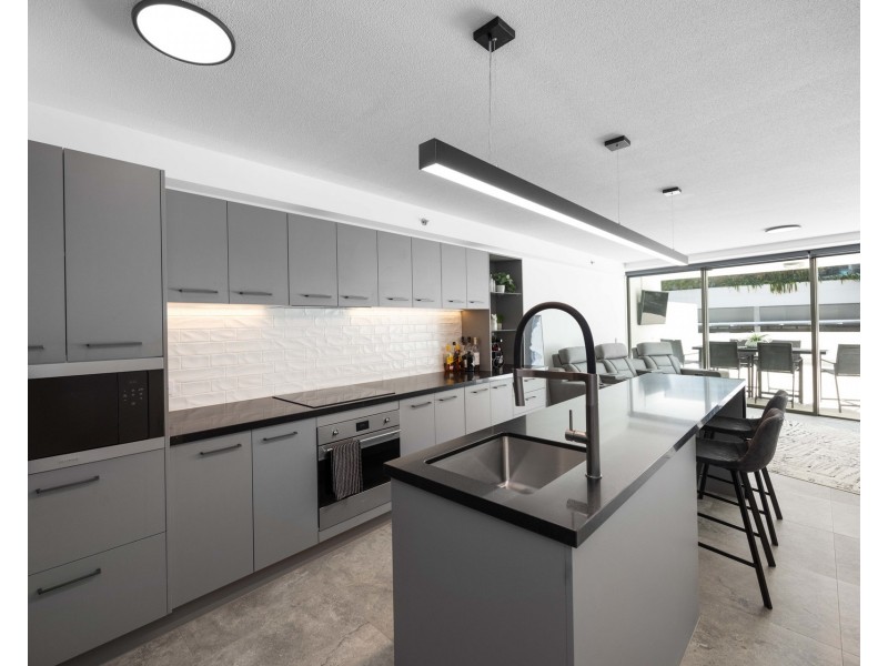 102/19 First Avenue, Mooloolaba QLD 4557