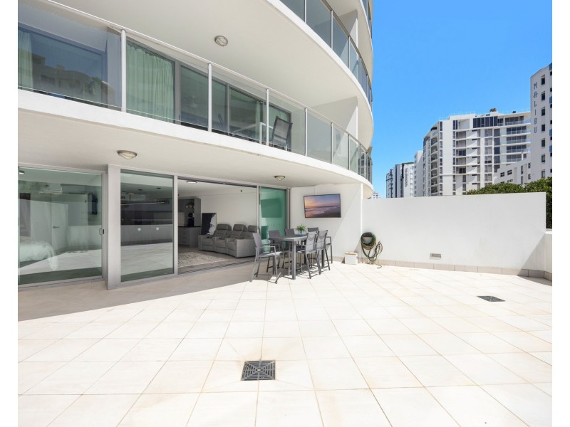 102/19 First Avenue, Mooloolaba QLD 4557