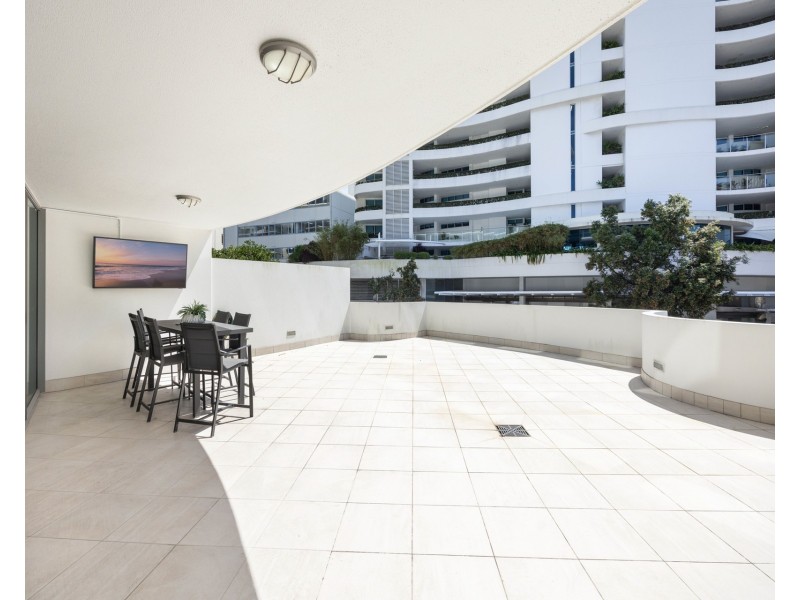 102/19 First Avenue, Mooloolaba QLD 4557