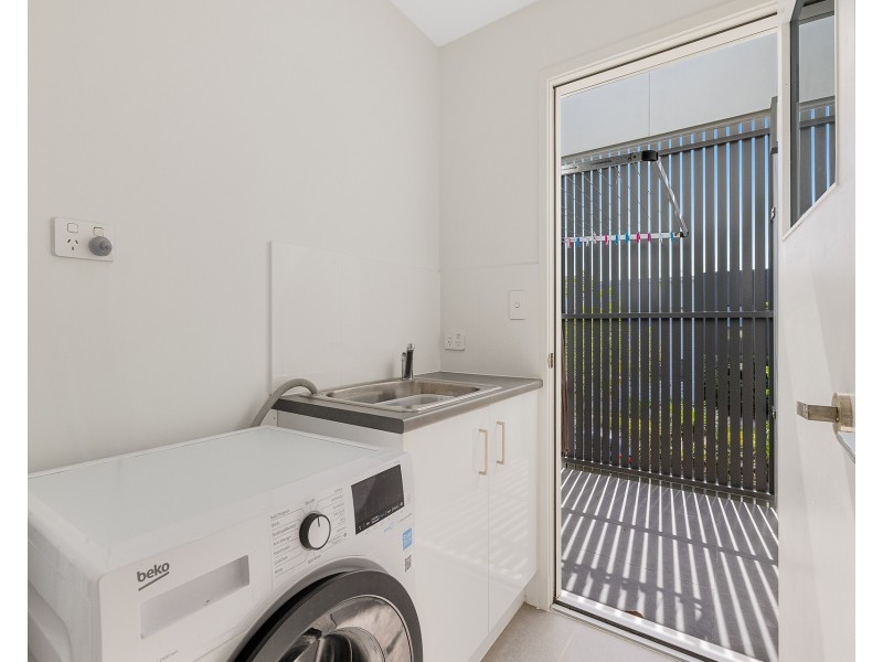 7 Hervey Chase, Maroochydore QLD 4558